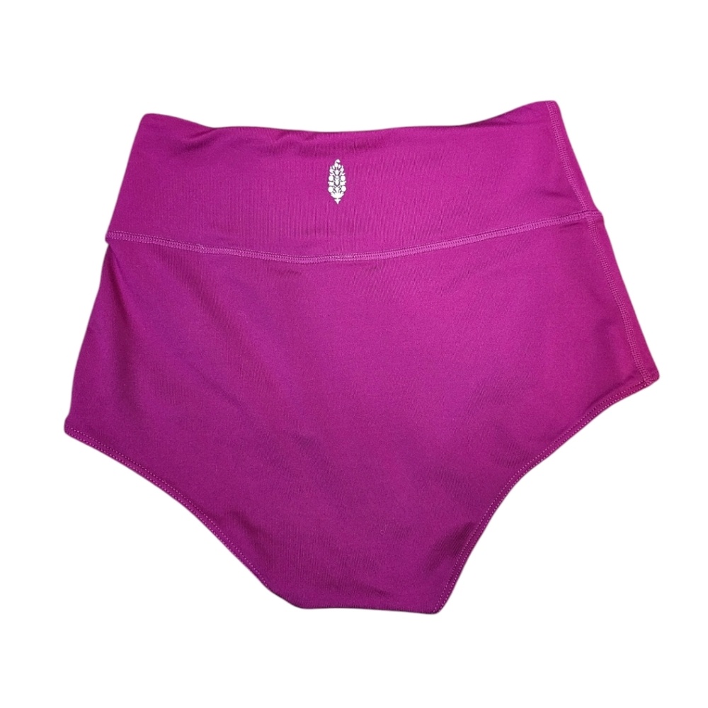 Free people movement hot pink high rise shorties size small